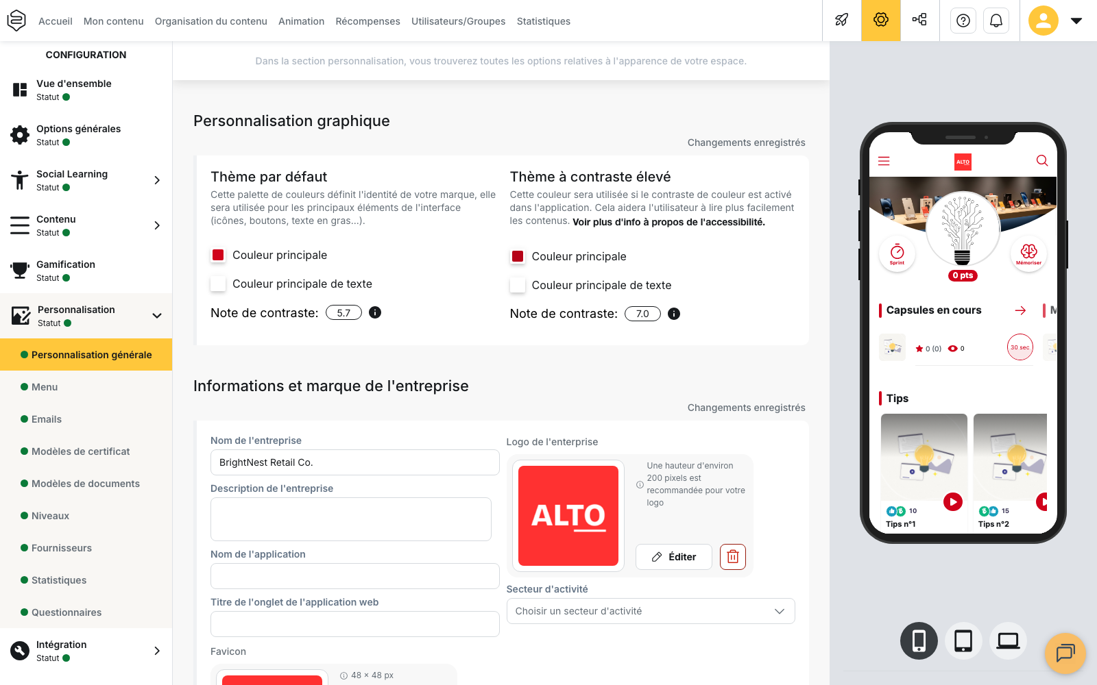 Configuration › Personnalisation › Personnalisation générale : le bloc « Personnalisation graphique » avec ses deux thèmes et leur note de contraste, au-dessus du bloc « Informations et marque de l’entreprise »